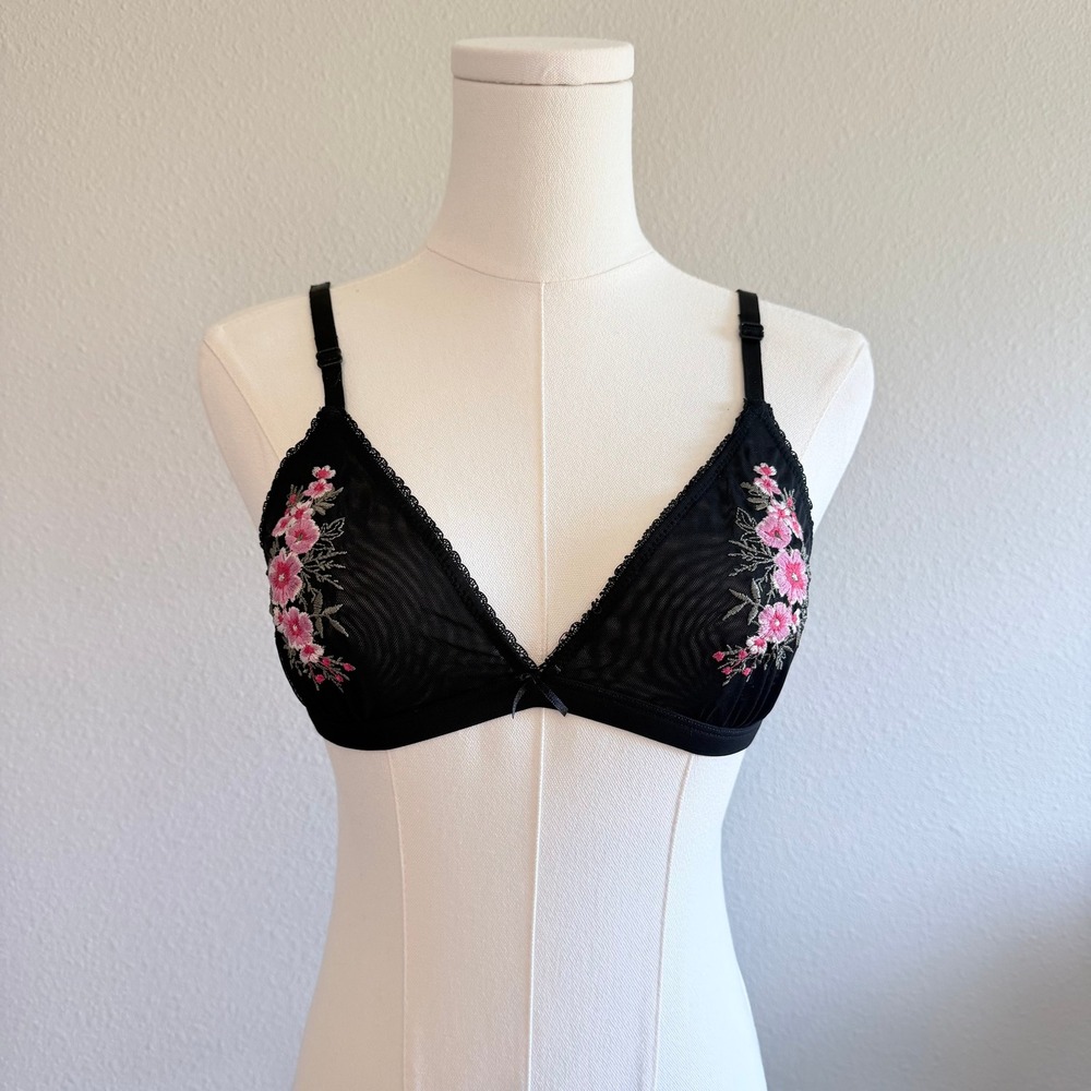 Black Mesh Floral Embroidered Triangle Bralette‎ Pink Flower Wireless Bra XS